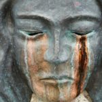 感動しない人、感動で涙を流さない人の心理や特徴について
